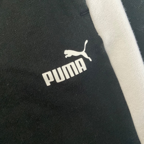 PUMA boys sweatpants - size 18/20 - Picture 3 of 9
